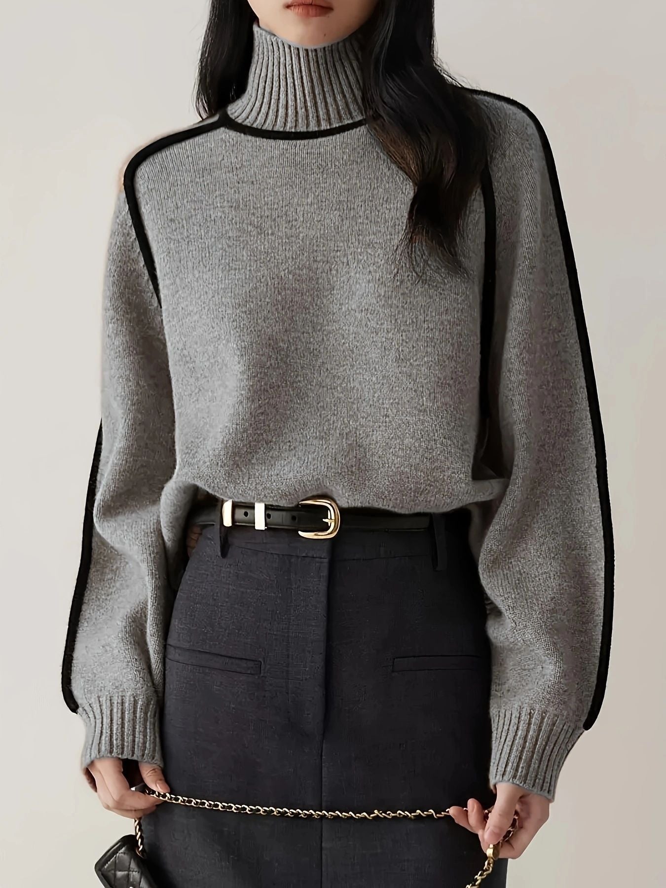 FIORA | Soft Cashmere Turtleneck Sweater