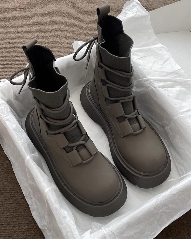 FIORA | Onyx Nomad Boots